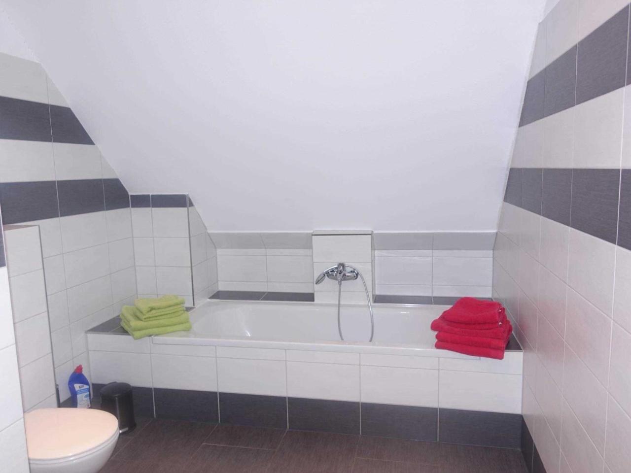 Ferienwohnung Regenbogenhaus Hasselberg  外观 照片